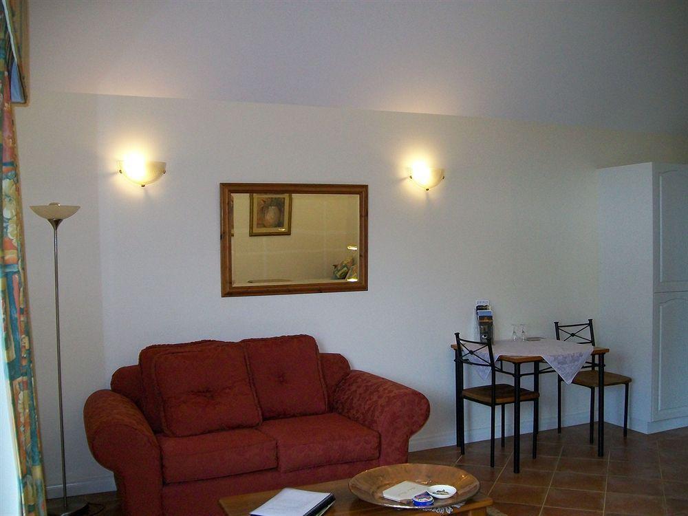 Spencer Suites אולבני מראה חיצוני תמונה