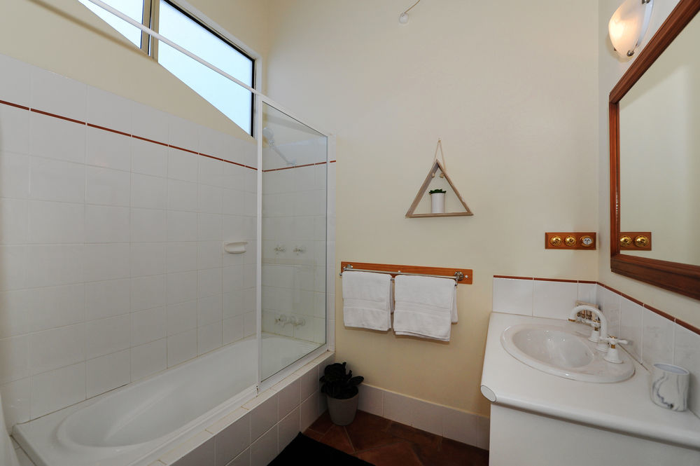 Spencer Suites אולבני מראה חיצוני תמונה